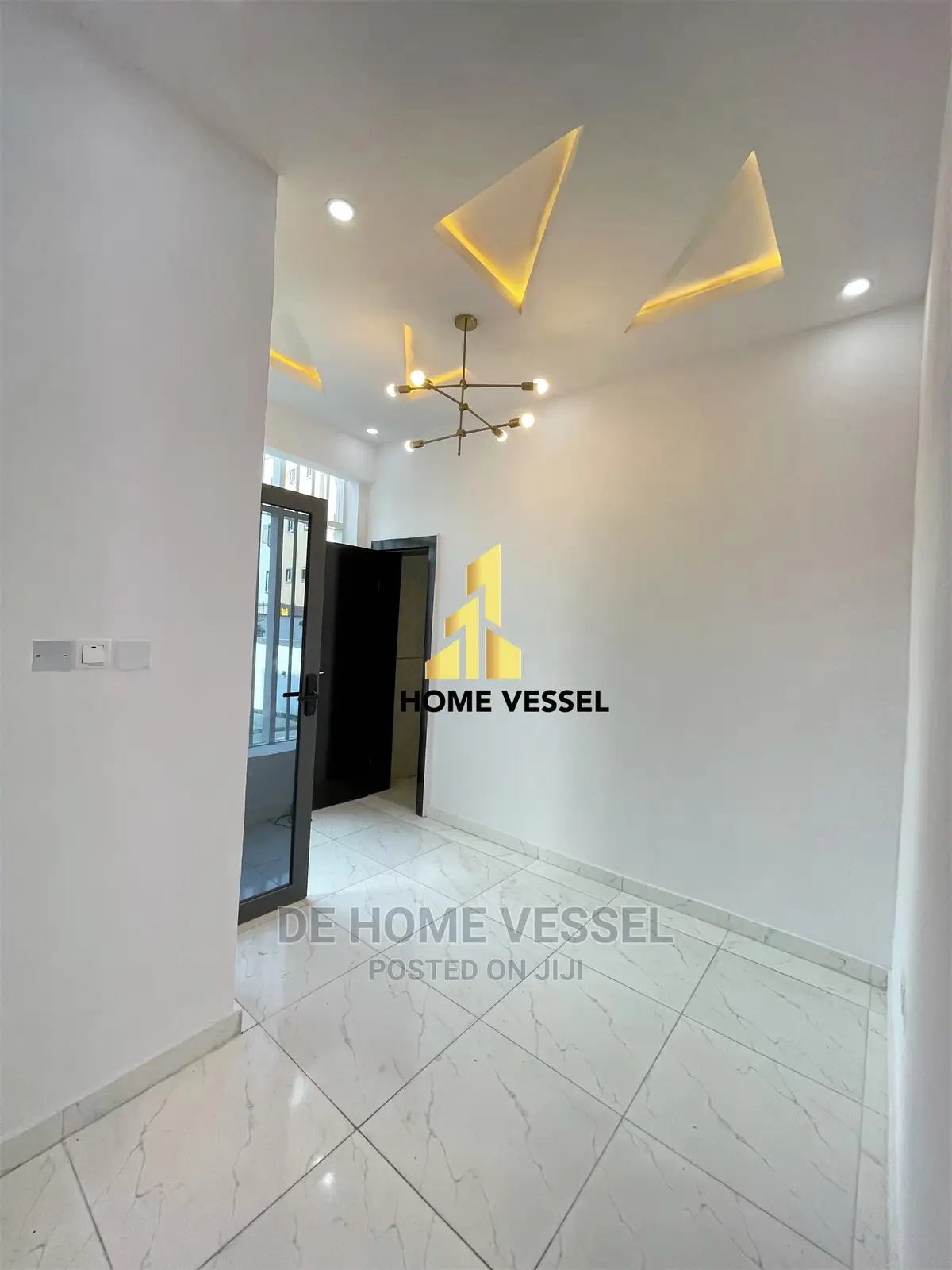 5bdrm Duplex in Ado / Ajah for Sale in Ado / Ajah