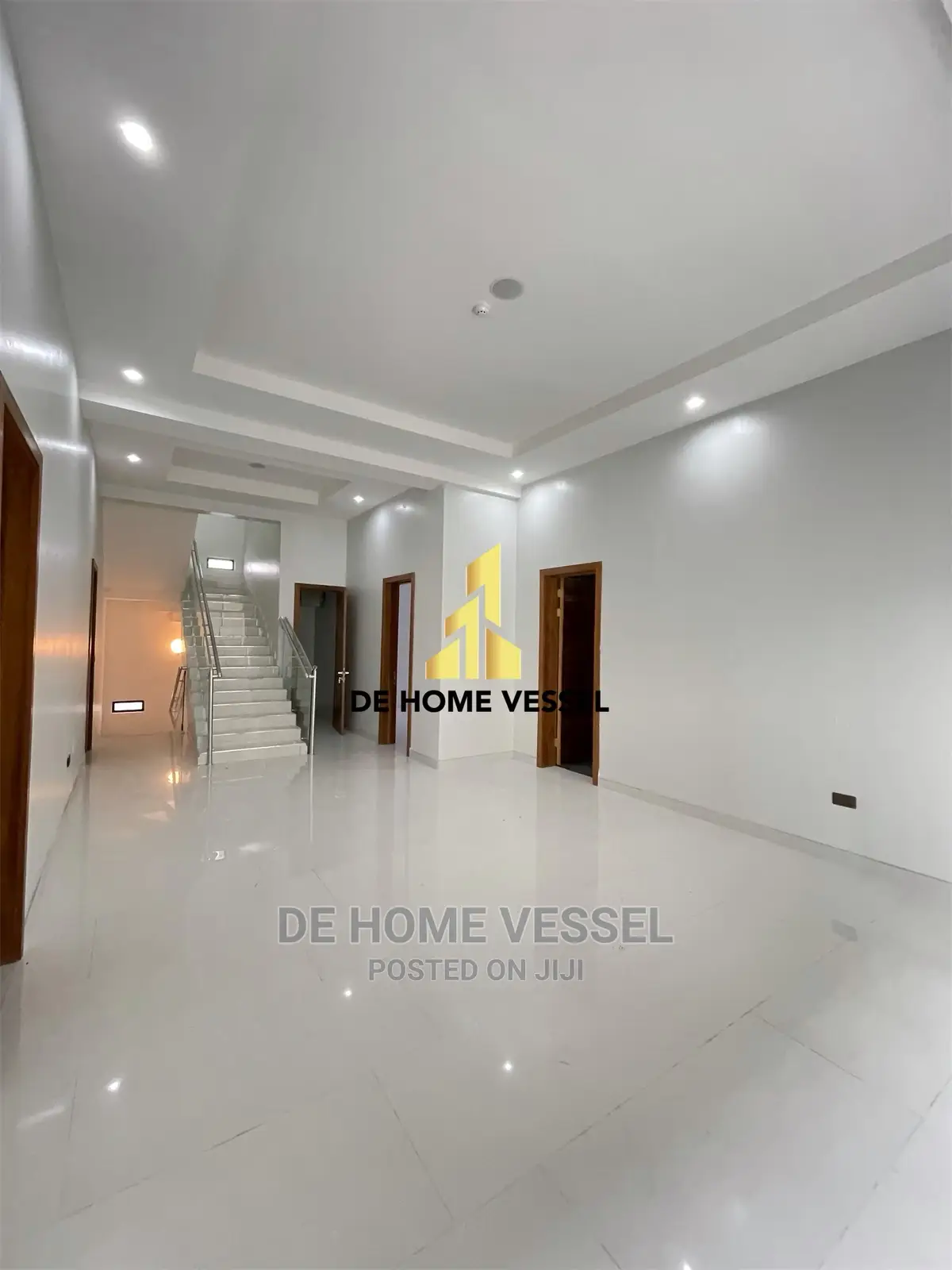 5bdrm Duplex in Ikoyi for Sale in Ikoyi