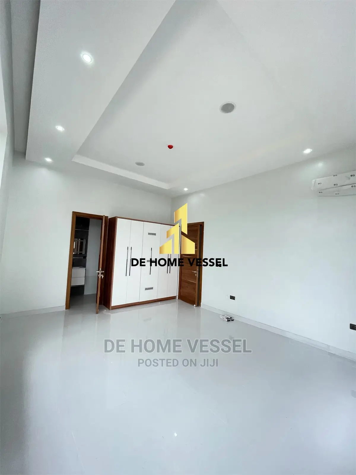 5bdrm Duplex in Ikoyi for Sale in Ikoyi