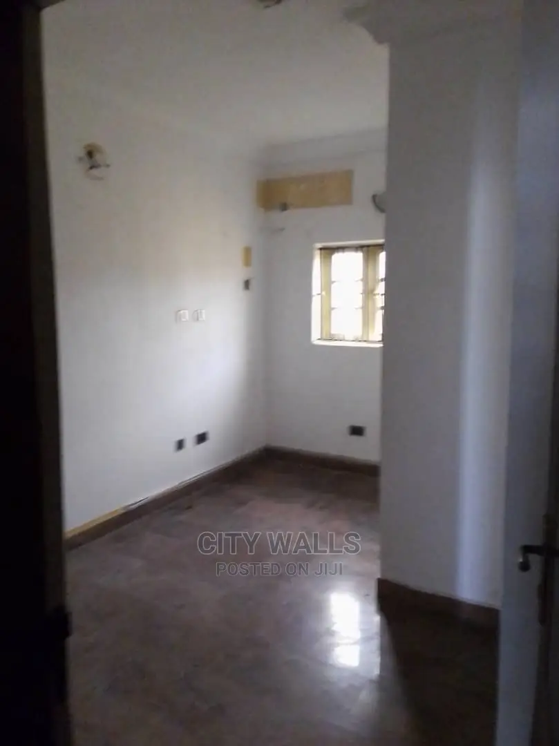 Mini Flat in Bakare, Agungi for rent in Agungi