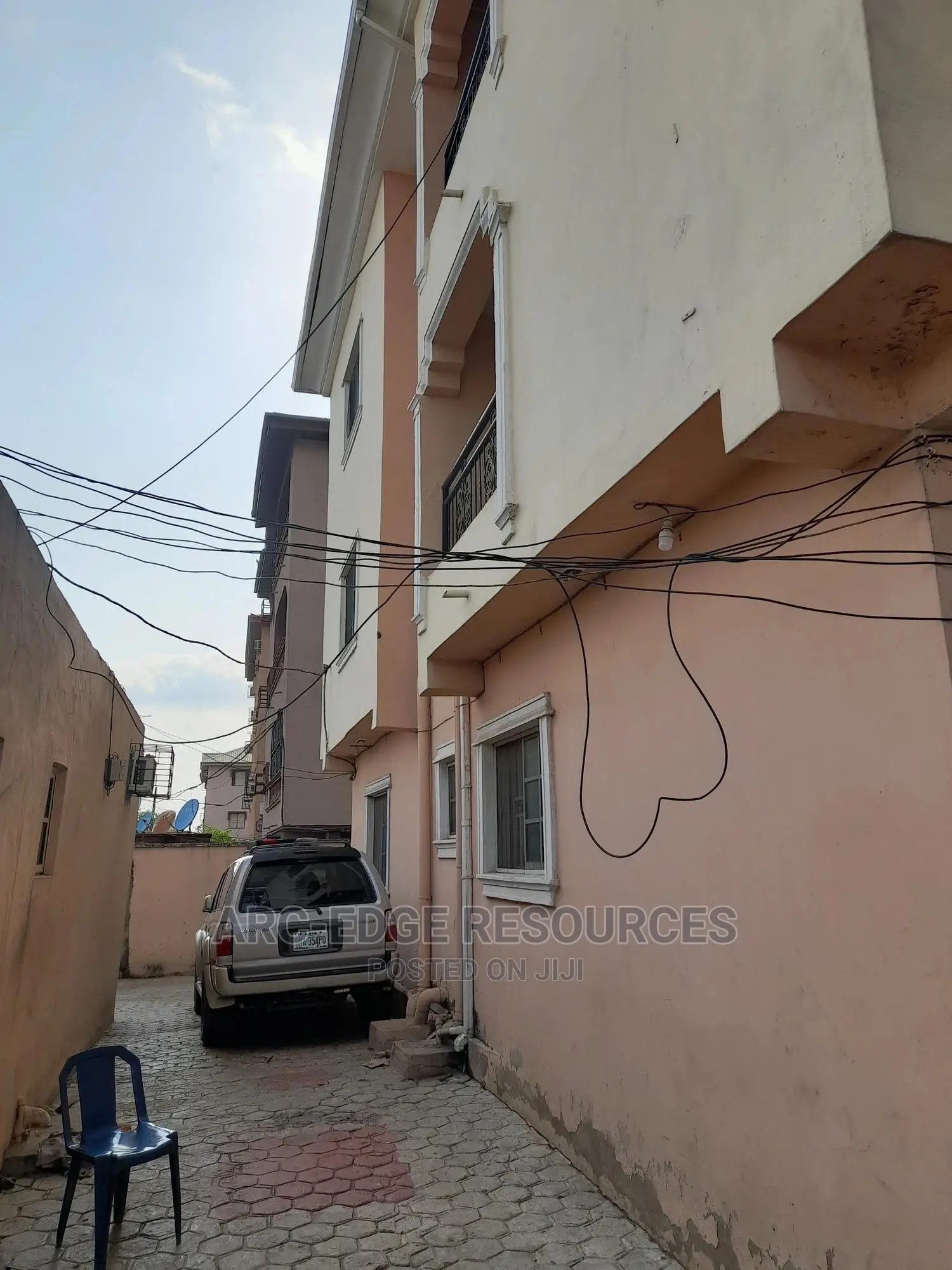 3bdrm Block of Flats in Ago Palace for sale in Ago Palace