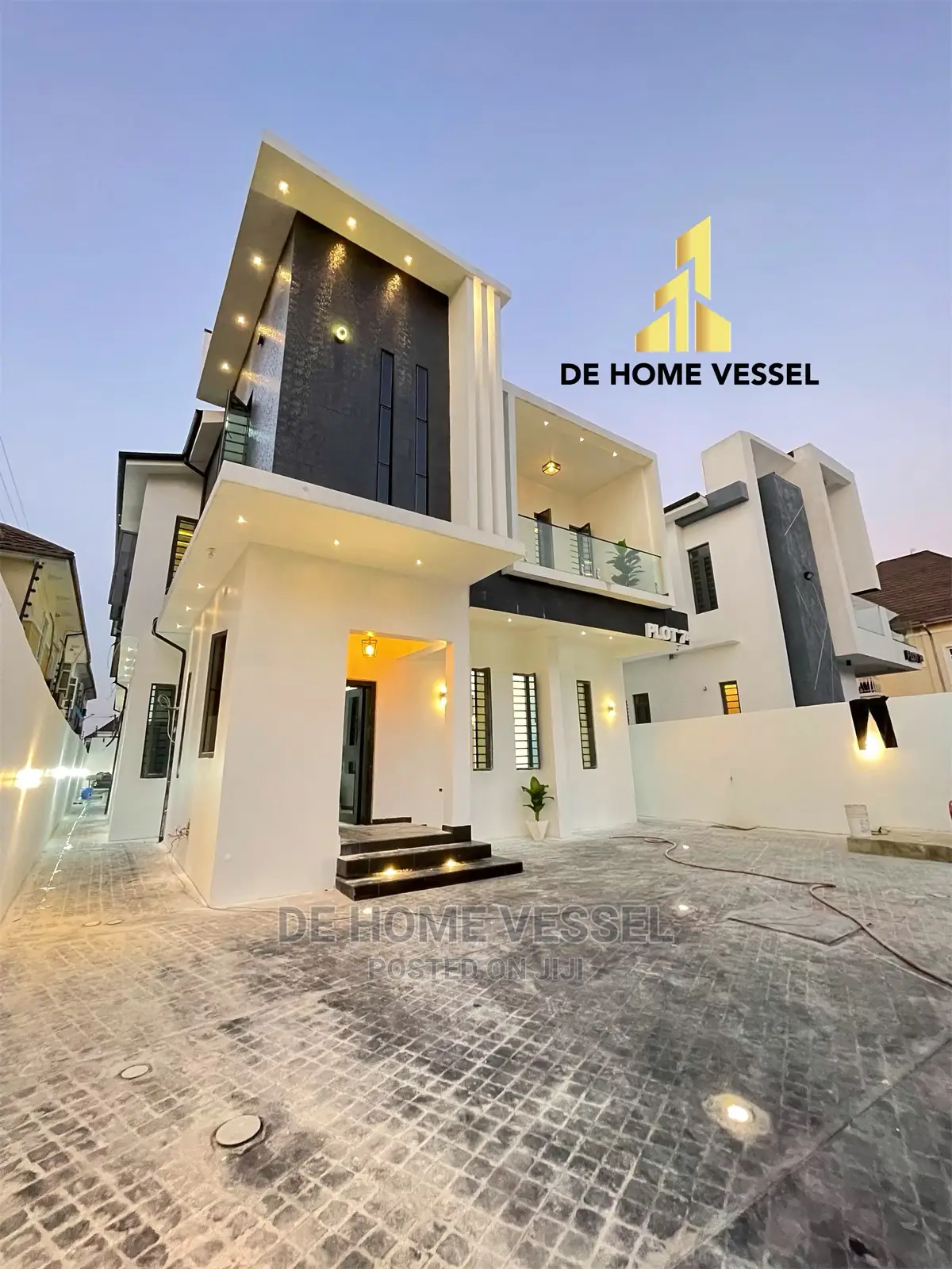 5bdrm Duplex in Ologolo for Sale in Ologolo