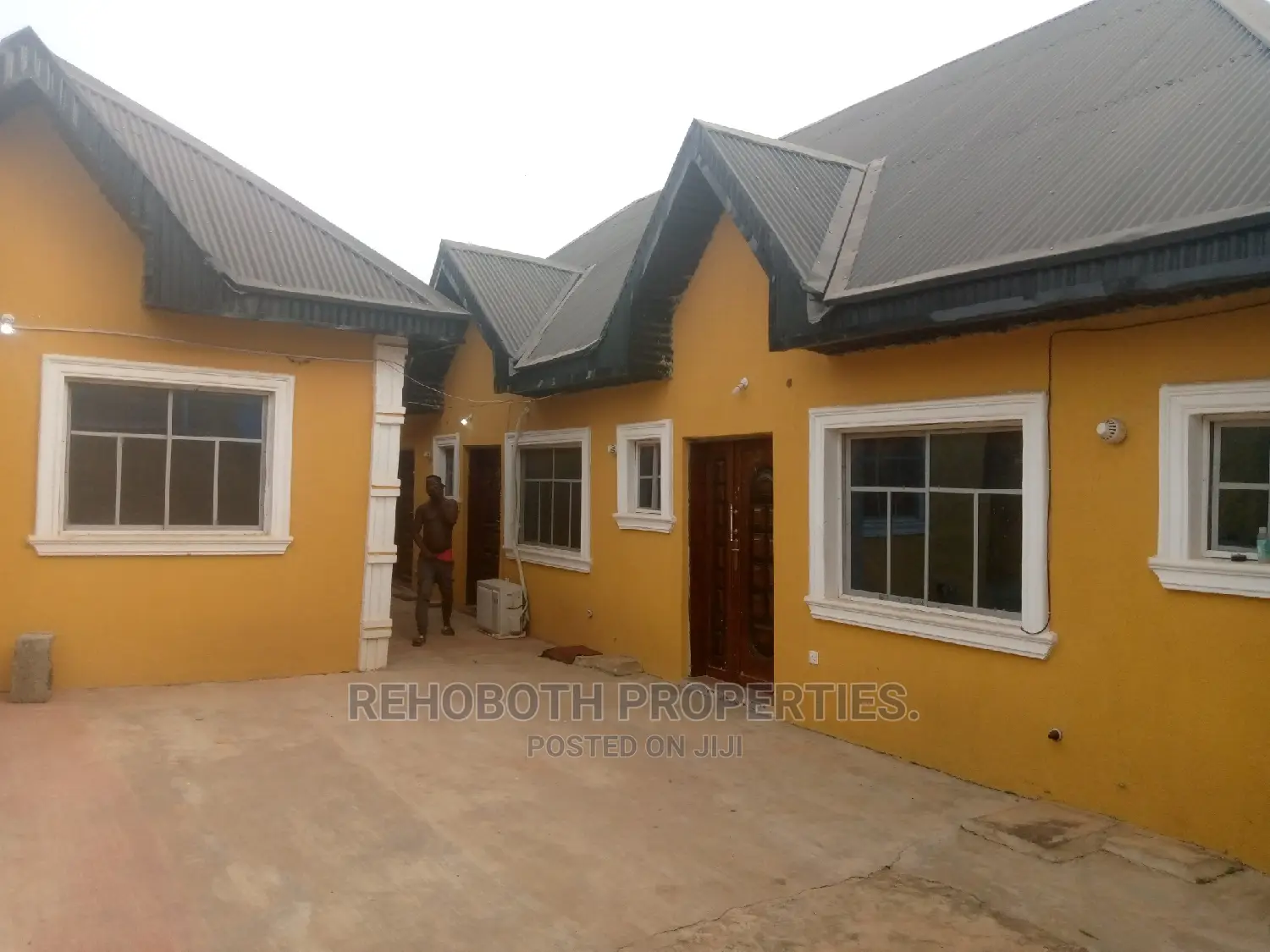 4bdrm Bungalow in Kuola Estate, Ibadan for sale in Ibadan