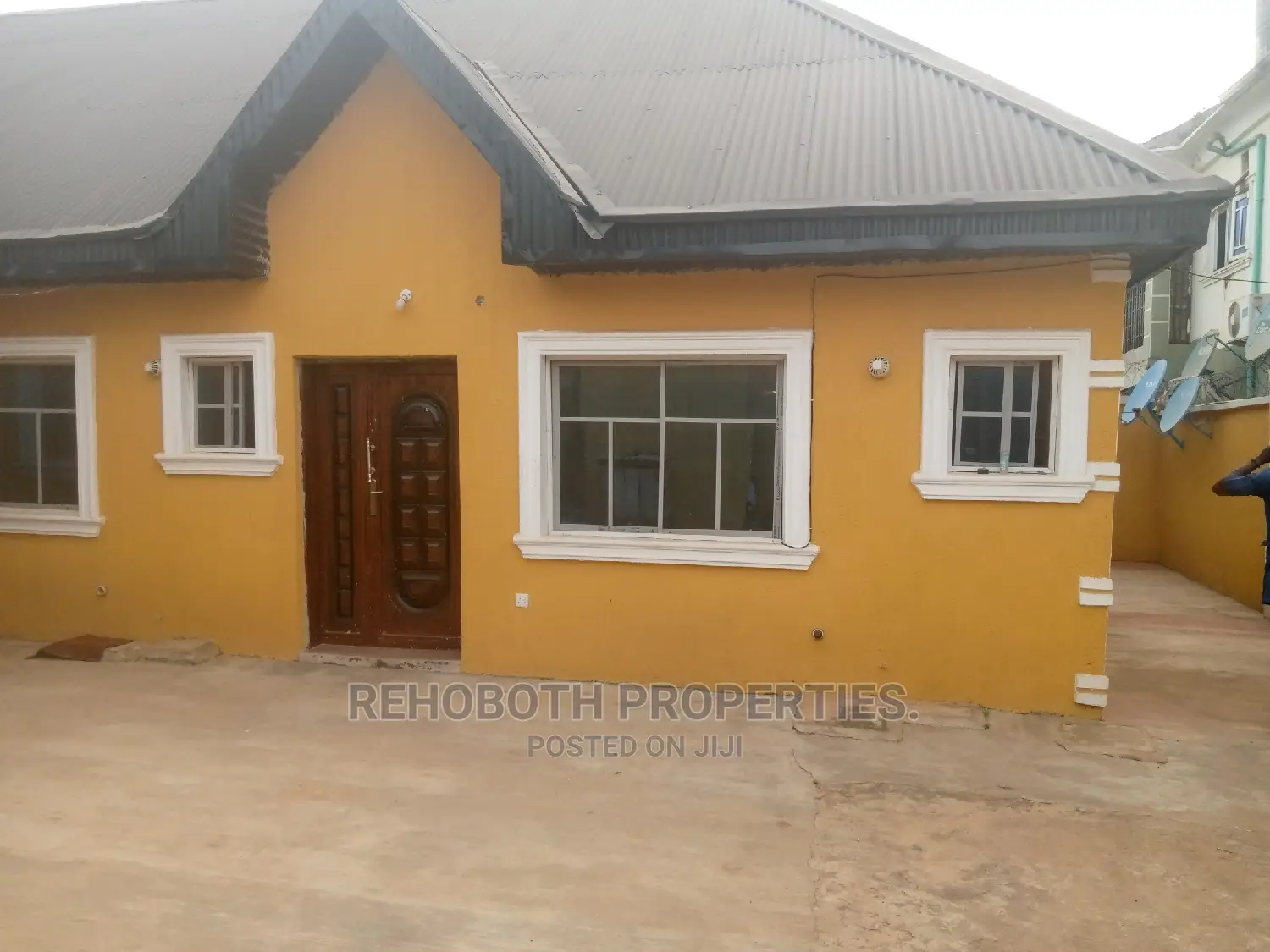 4bdrm Bungalow in Kuola Estate, Ibadan for sale in Ibadan