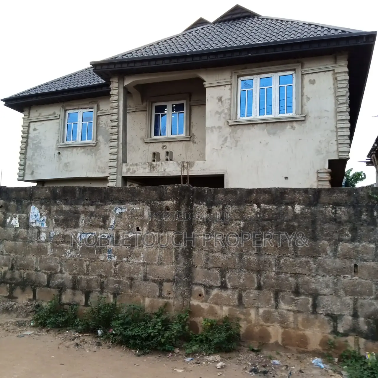 2bdrm Block of Flats in Sheik Niyas Street for sale in Egan