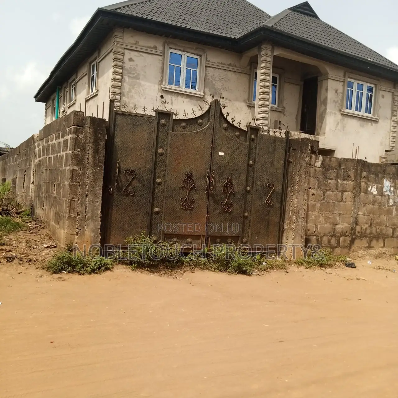 2bdrm Block of Flats in Sheik Niyas Street for sale in Egan