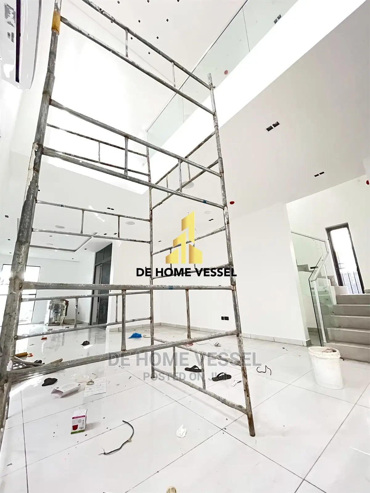 5bdrm Duplex in Lekki Phase 1 for Sale in Lekki Phase 1