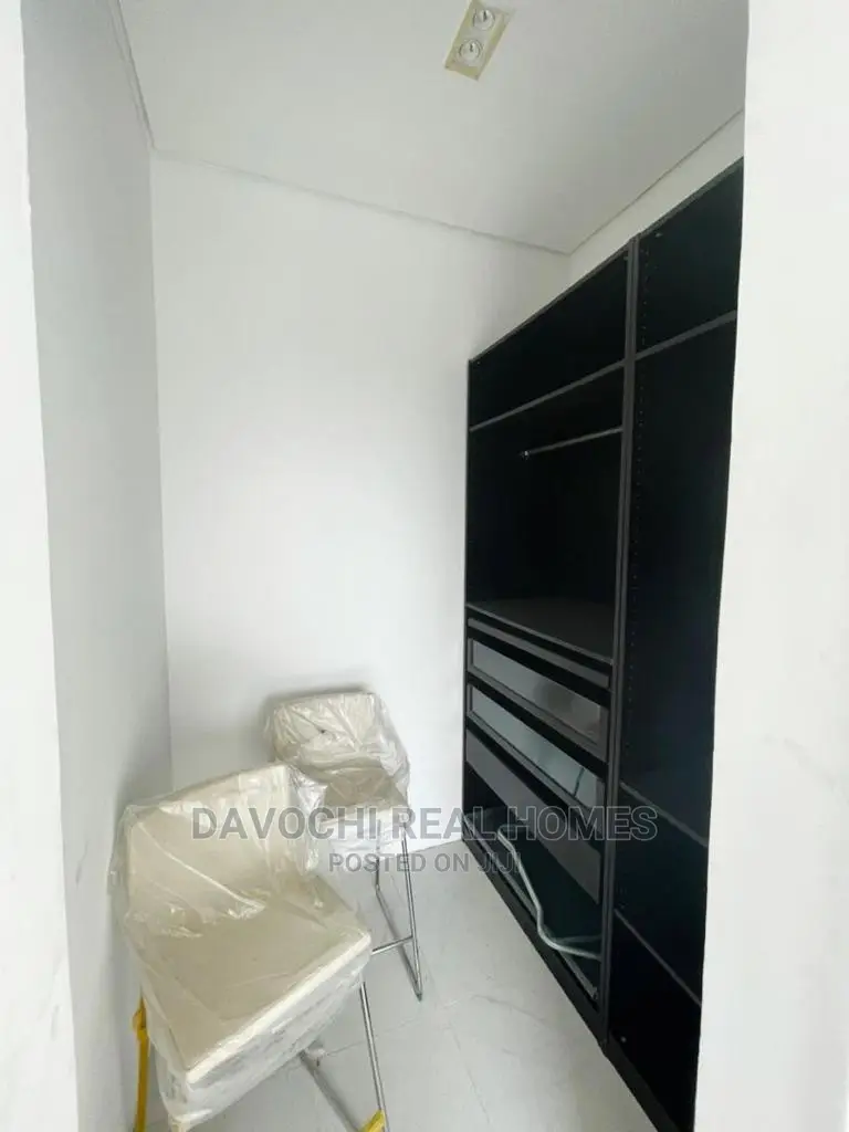4bdrm House in Chevron for Sale in Chevron