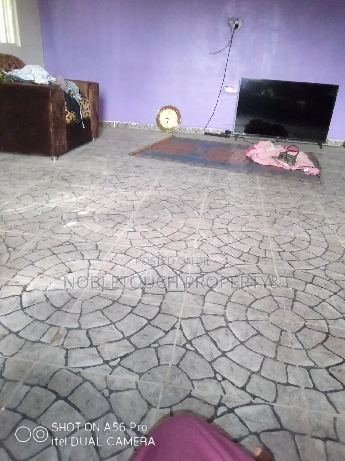 4bdrm Bungalow in Off Orphtal Bus Stop for sale in Iseri Olofin