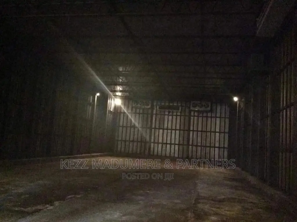 For Sale: Warehouses and Cold Rooms on 2 Acres in Ph in Port-Harcourt