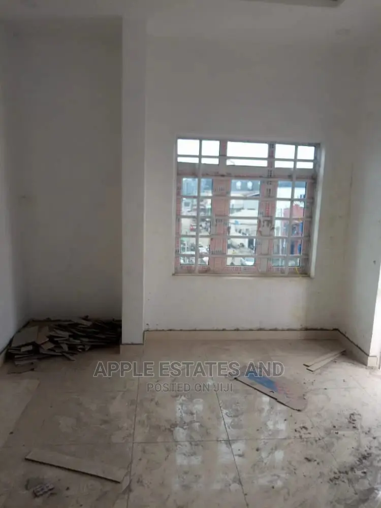 3bdrm Apartment in Surulere for rent in Surulere