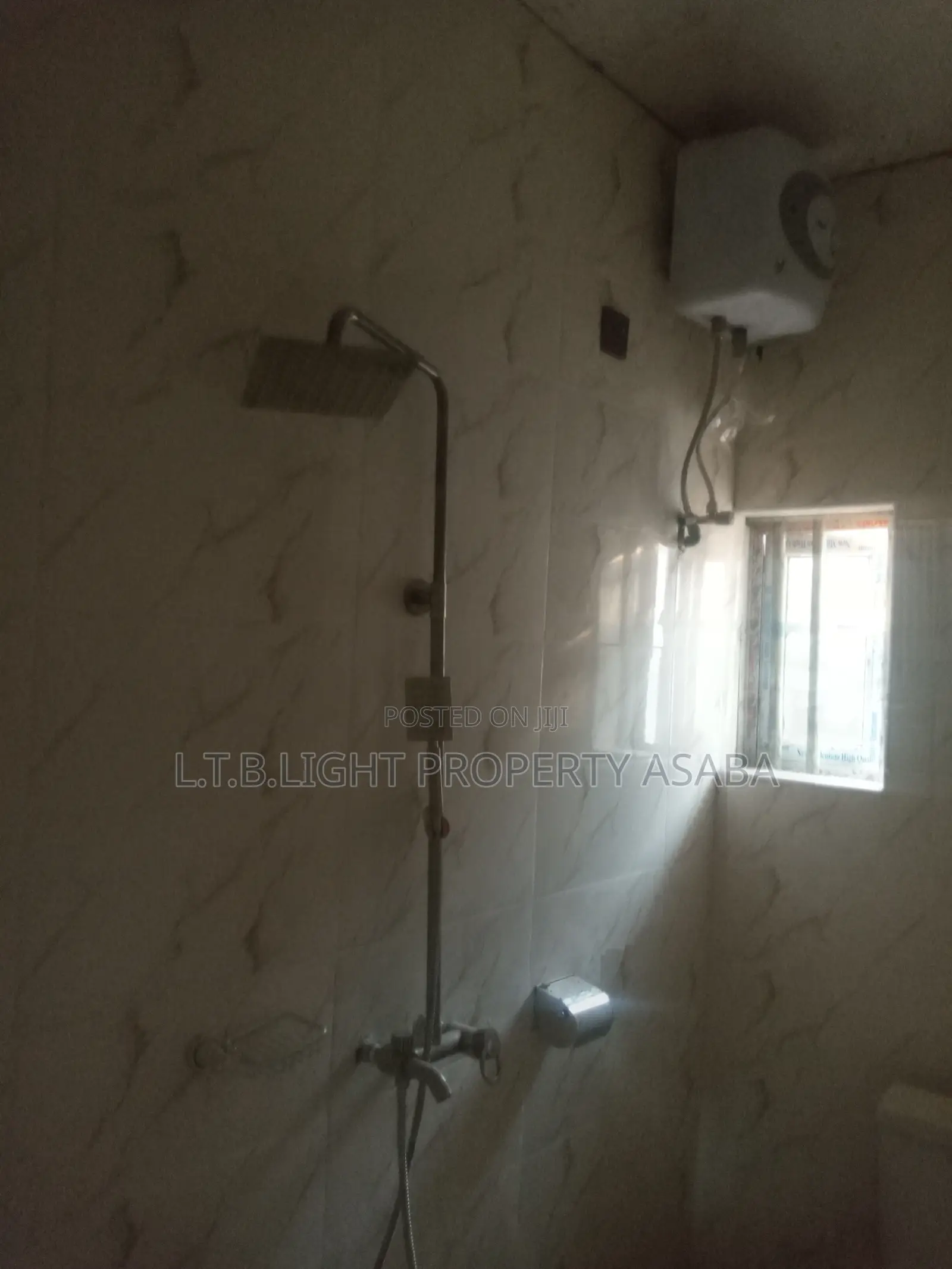 2bdrm Block of Flats in L. T. B Light, Oshimili South for rent in Oshimili South