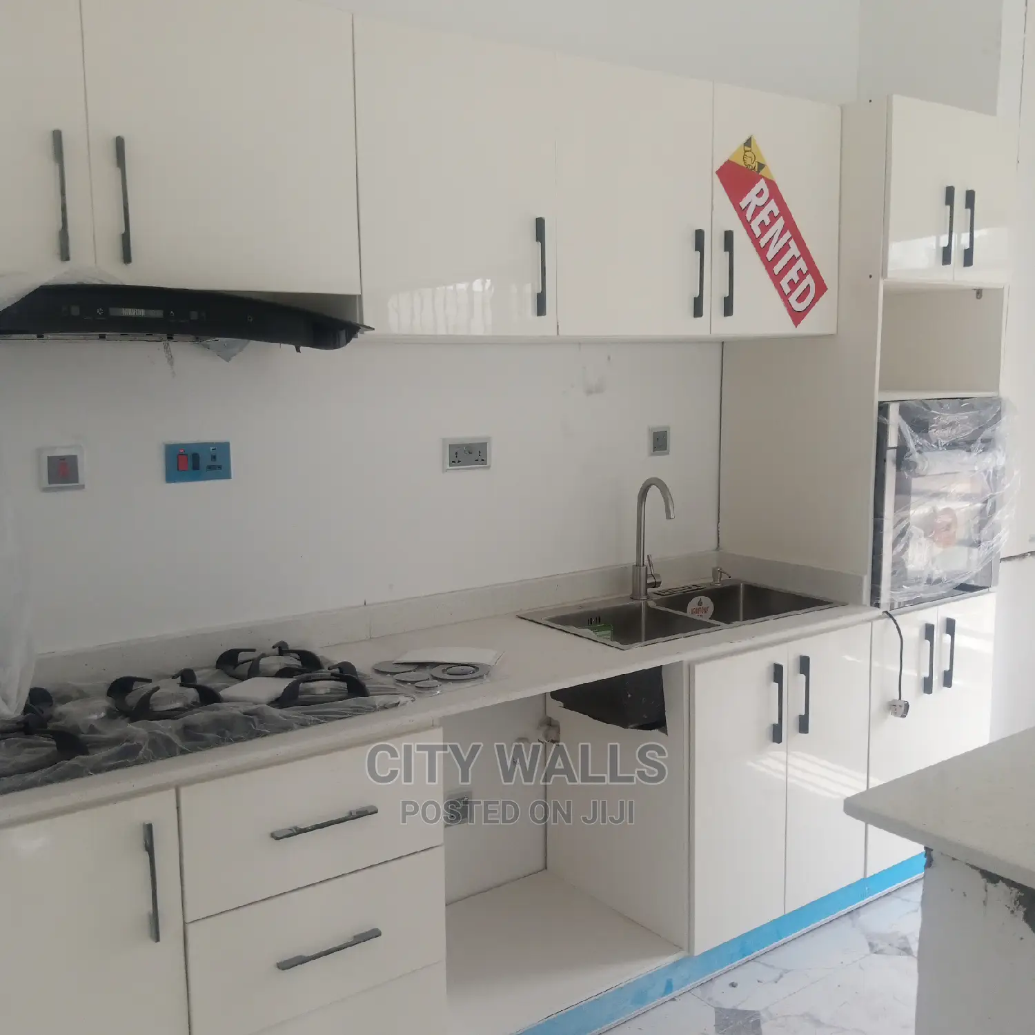 2bdrm Block of Flats in Southern View Estate, Chevron for rent in Chevron