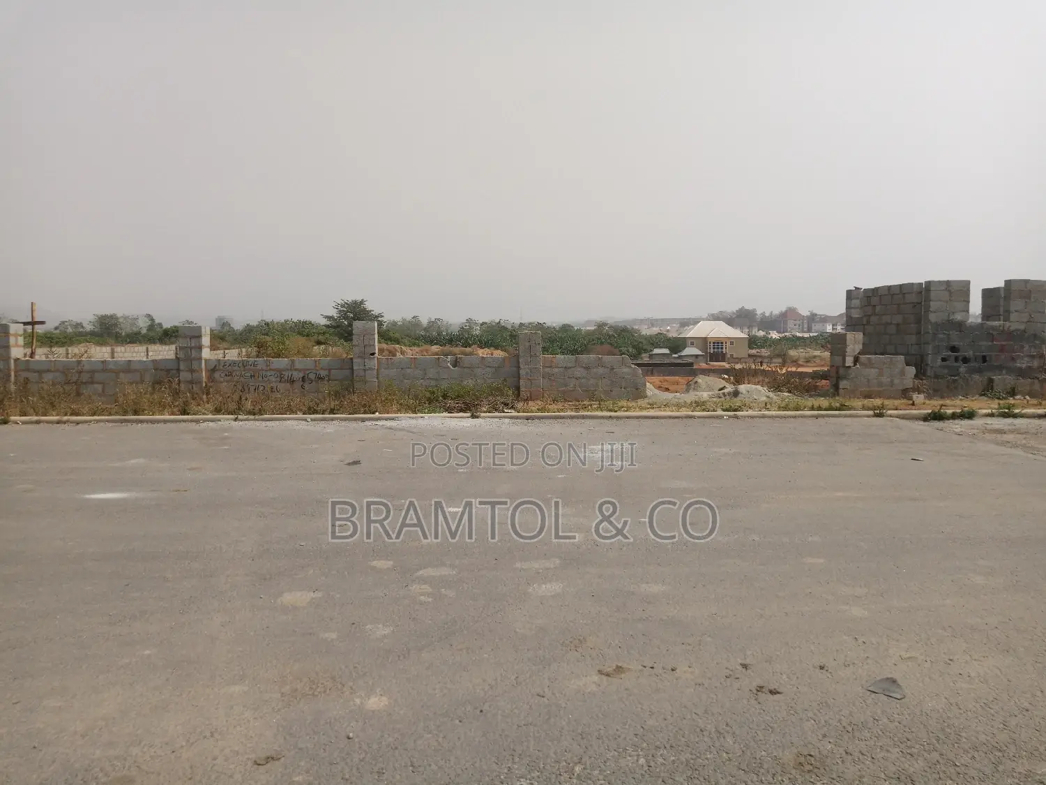 1100sqm Multifunction Plot on Kado /Jahi Tarred Roads in Kado