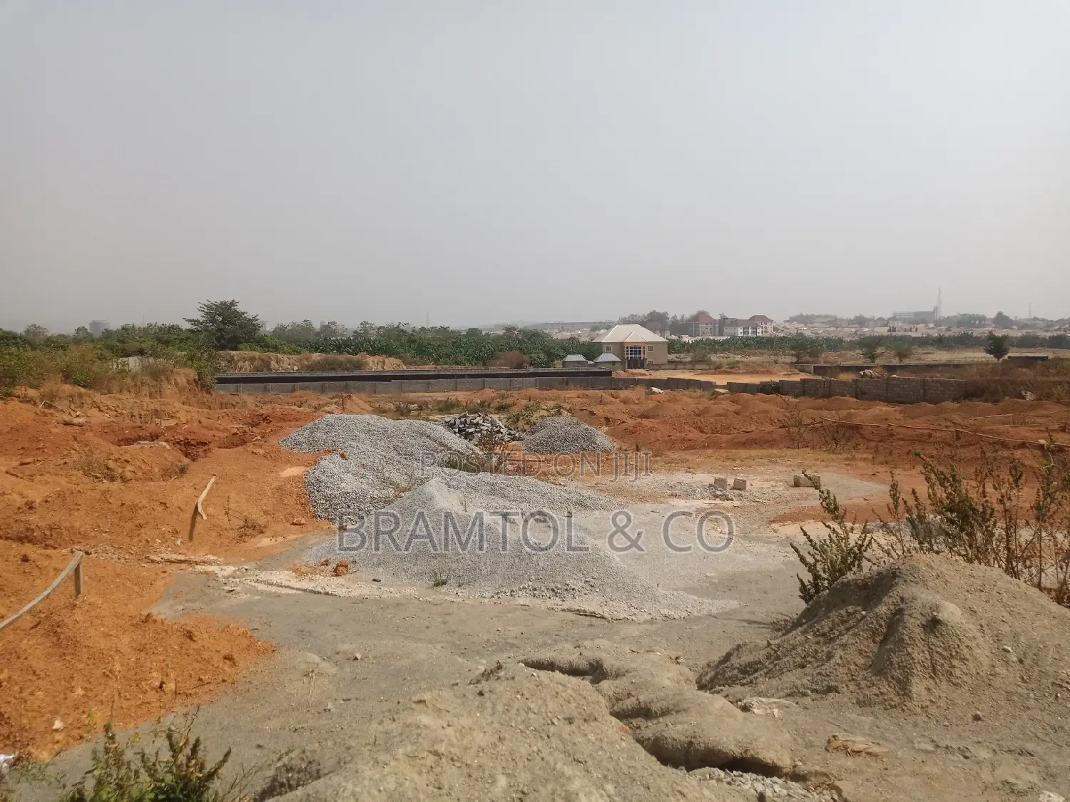 1100sqm Multifunction Plot on Kado /Jahi Tarred Roads in Kado