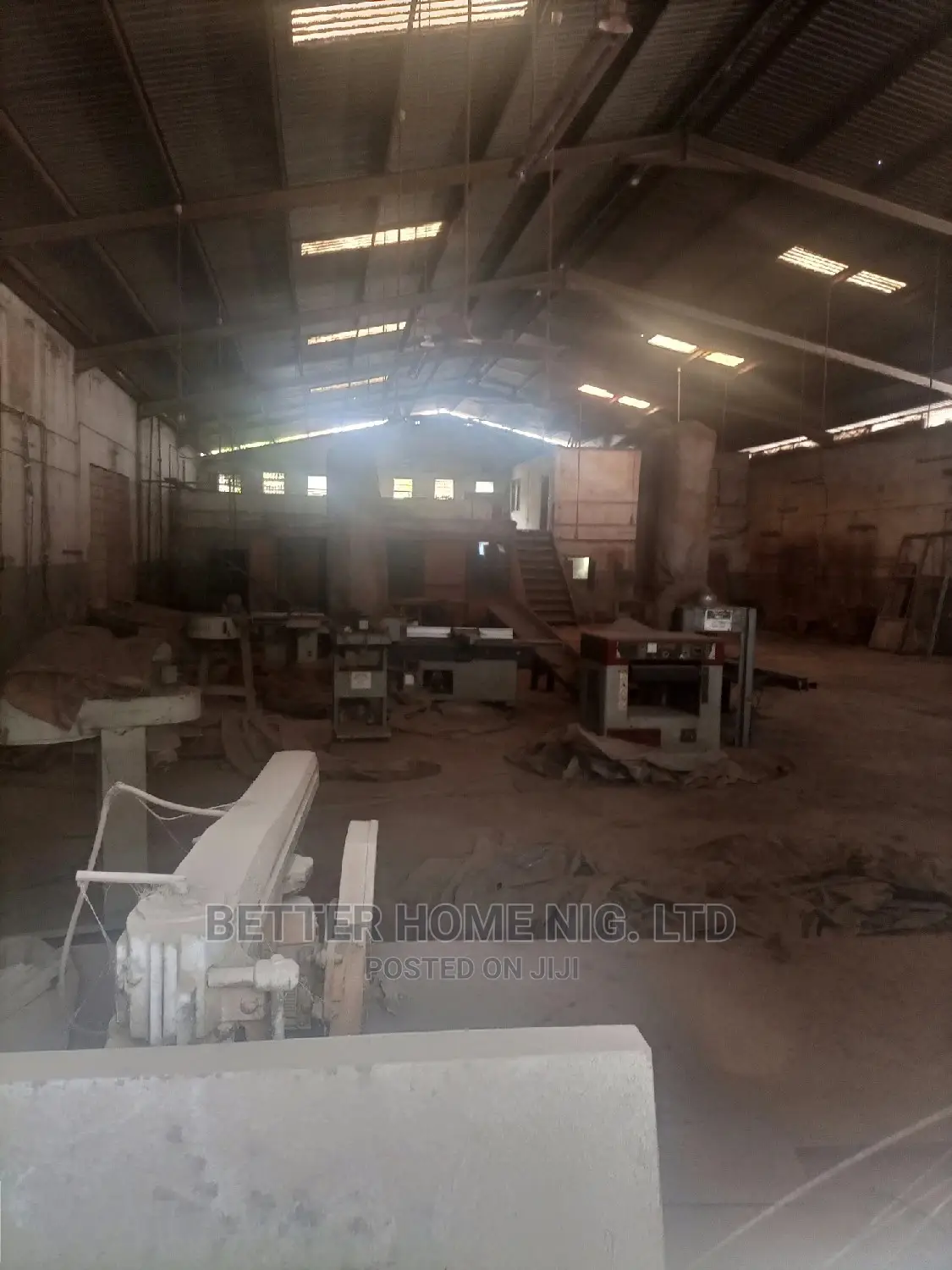 Warehouse and Office Complex on 5 Acres of Land in Oluyole