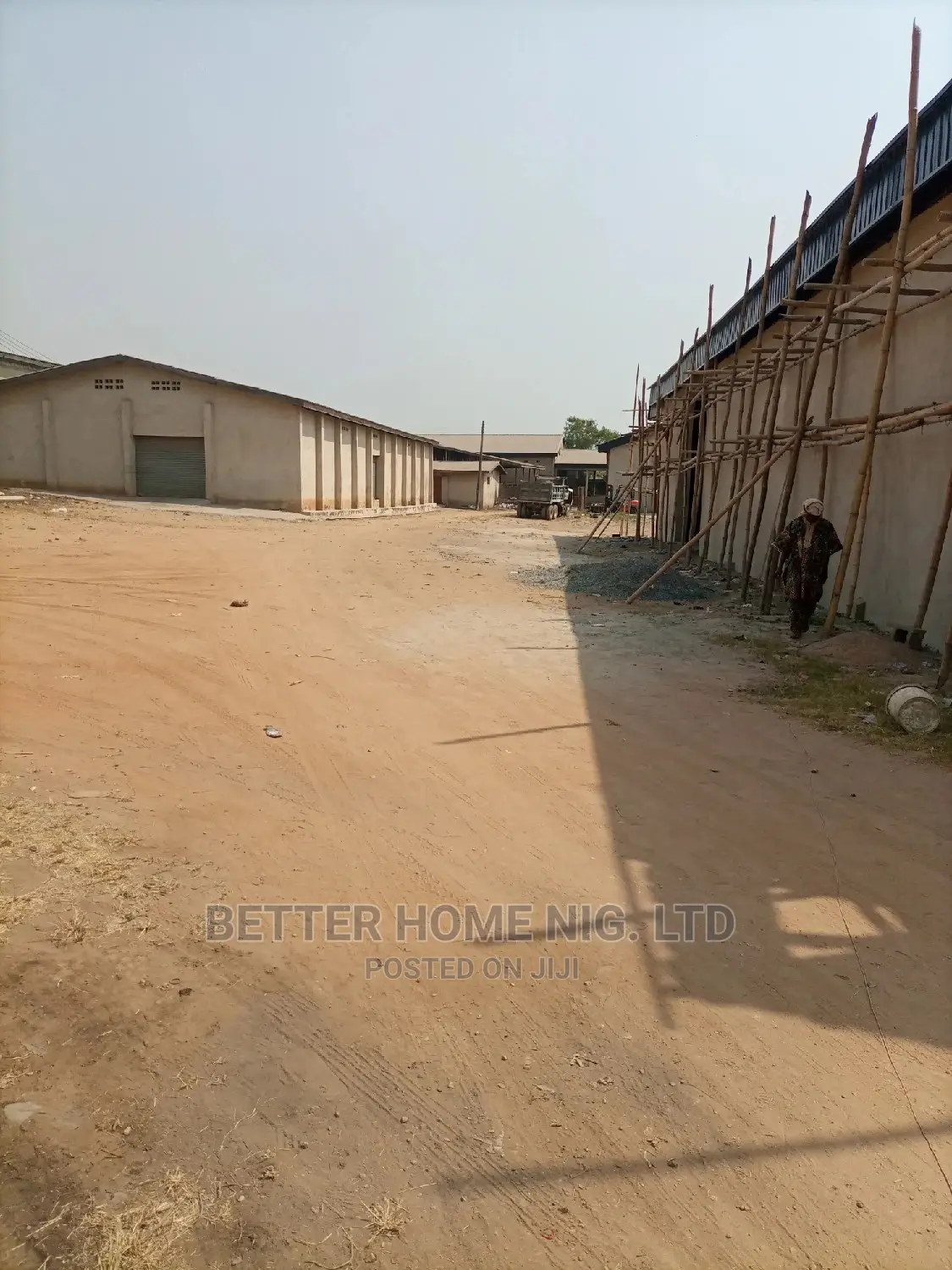 Warehouse 10000 Square Meter Capacity in Oluyole