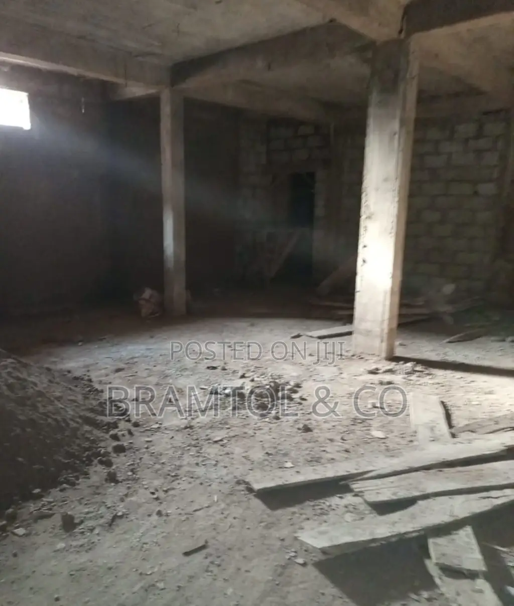 A Big Warehouse to Let in Mabushi in Mabushi