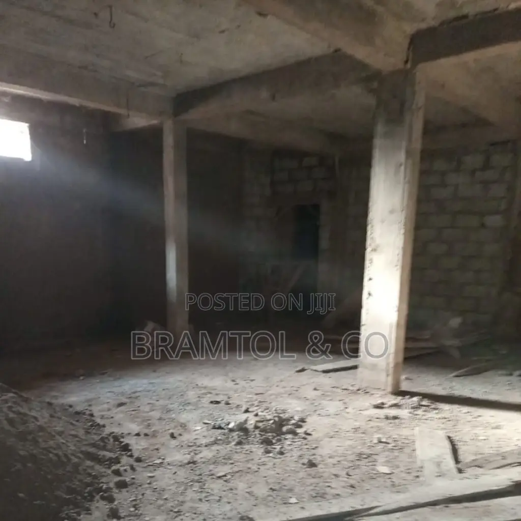 A Big Warehouse to Let in Mabushi in Mabushi