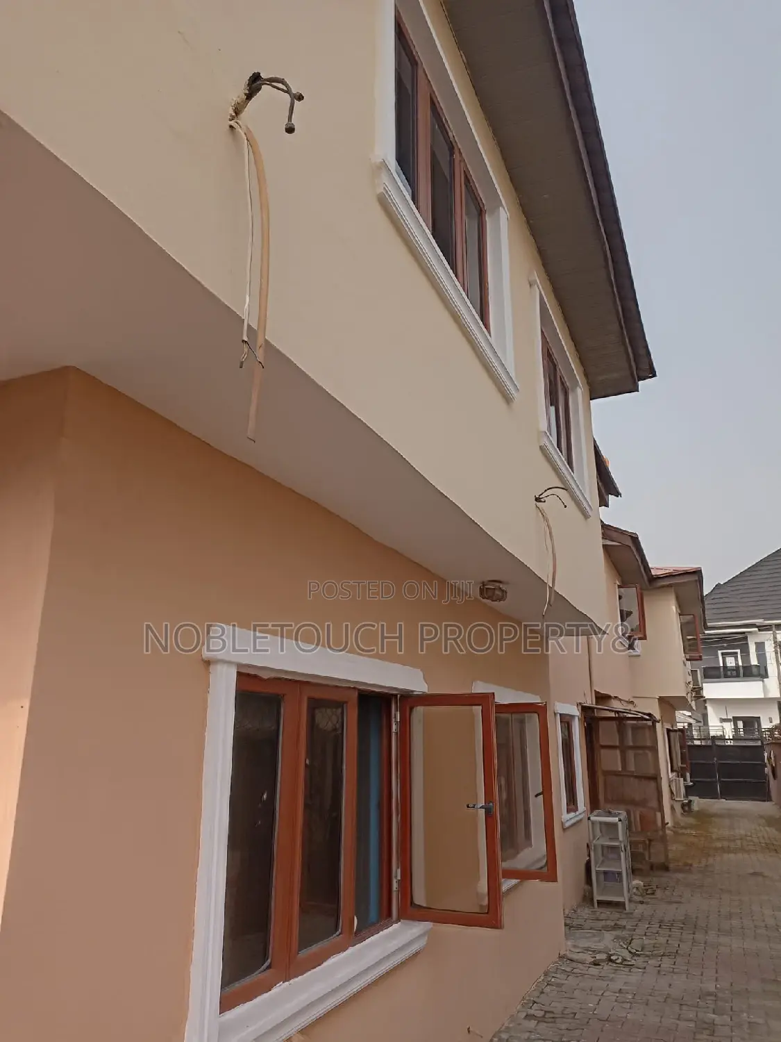 3bdrm Block of Flats in Olokunola Off Lekki for Sale in Lekki Expressway