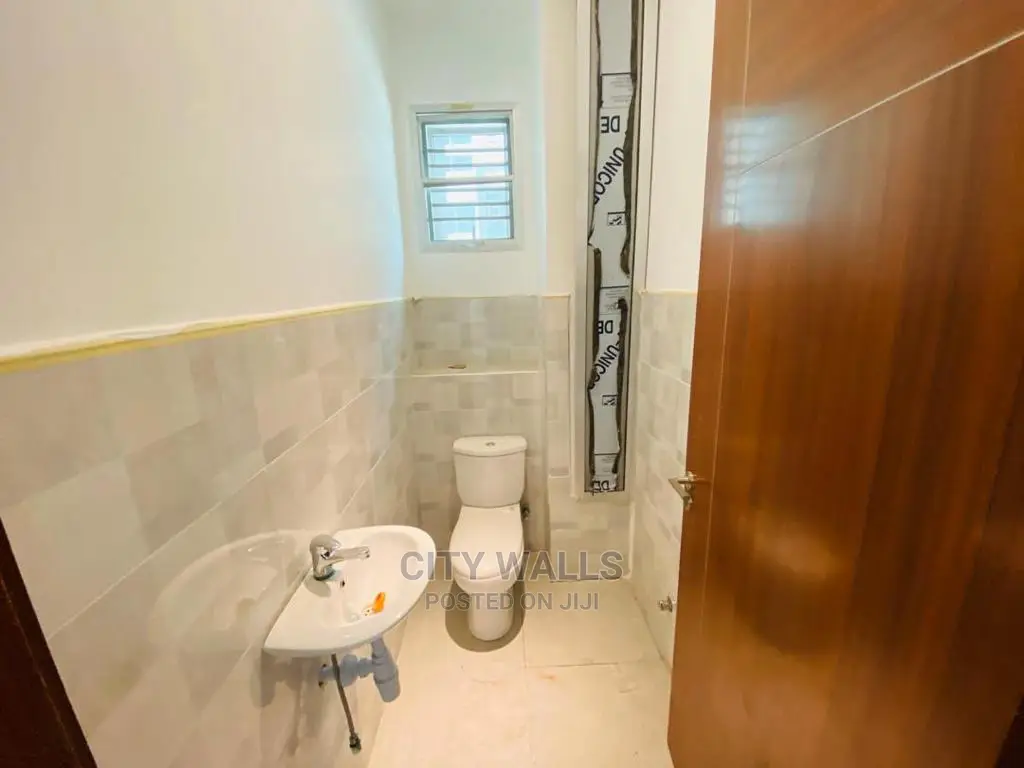 3bdrm Block of Flats in Richmond Estate, Lekki Phase 1 for rent in Lekki Phase 1