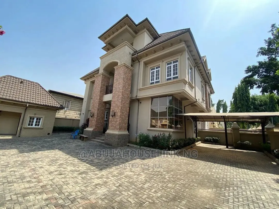 7bdrm Duplex in Asokoro Abuja for sale in Asokoro