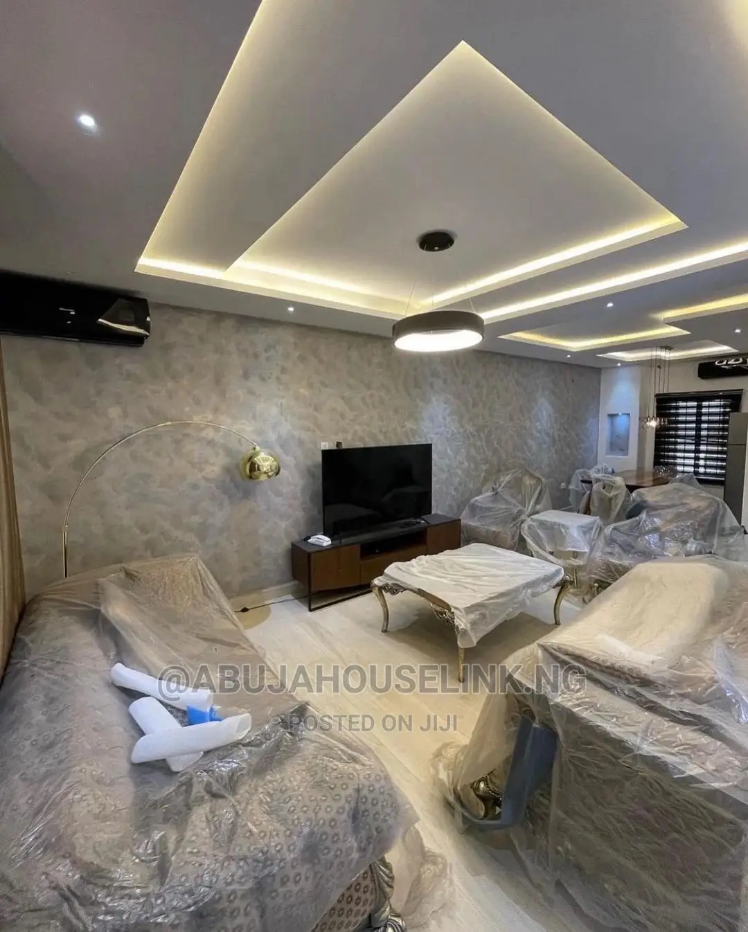 Furnished 4bdrm Duplex in Guzape Abuja for sale in Guzape District