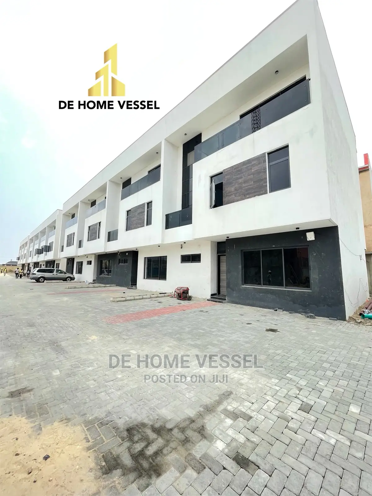 4bdrm Townhouse/Terrace in Lekki Phase 1 for Sale in Lekki Phase 1