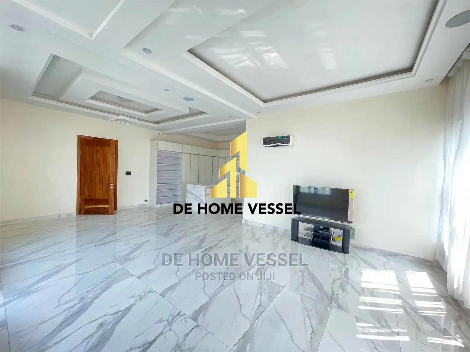 5bdrm Duplex in Ikate for Sale in Ikate