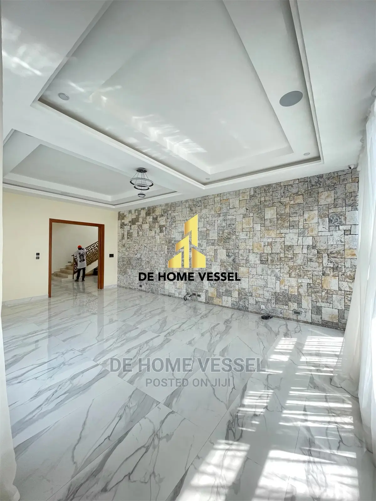 5bdrm Duplex in Ikate for Sale in Ikate