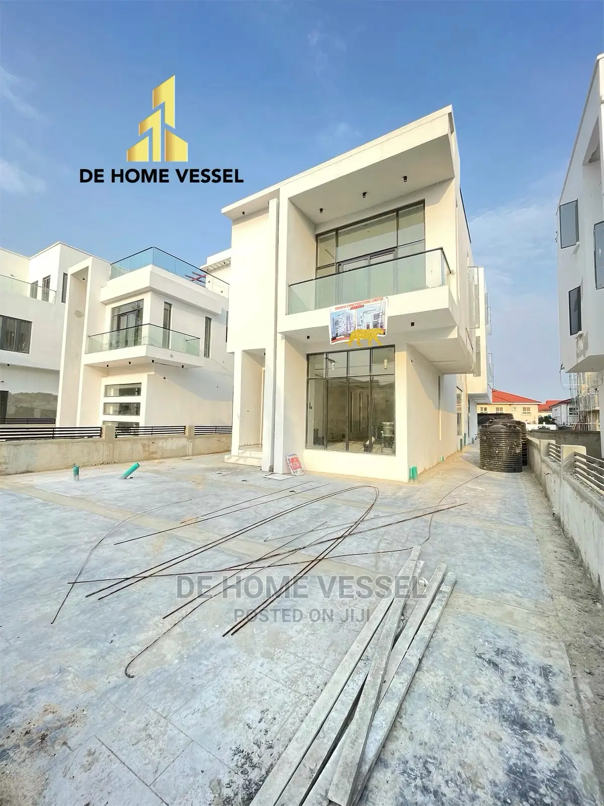 5bdrm Duplex in Osapa London for Sale in Osapa london