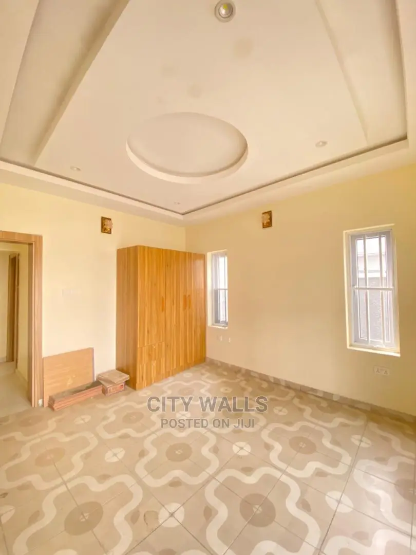 3bdrm Block of Flats in Ikate for Rent in Ikate