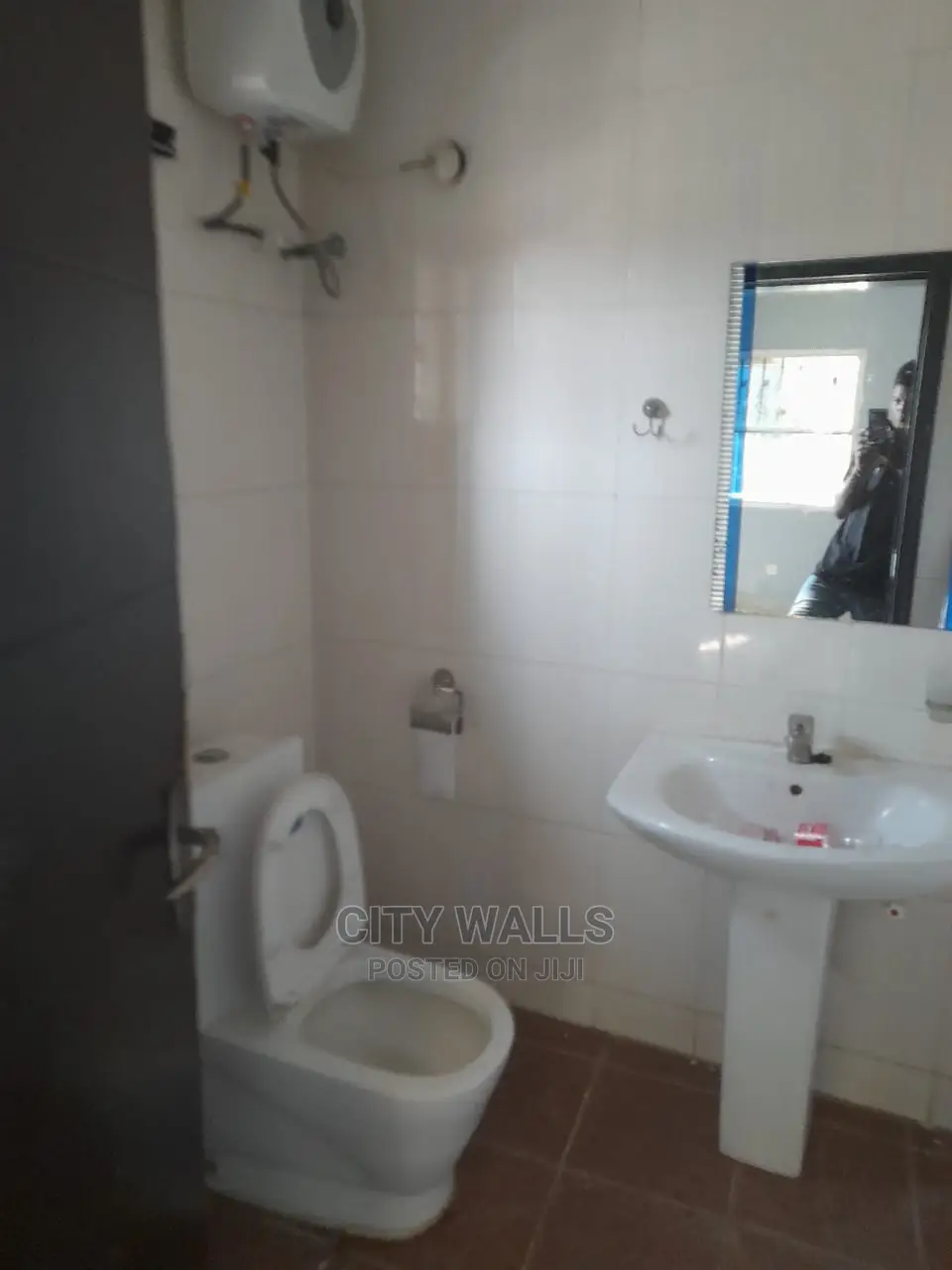 3bdrm Block of Flats in Idado for rent in Idado