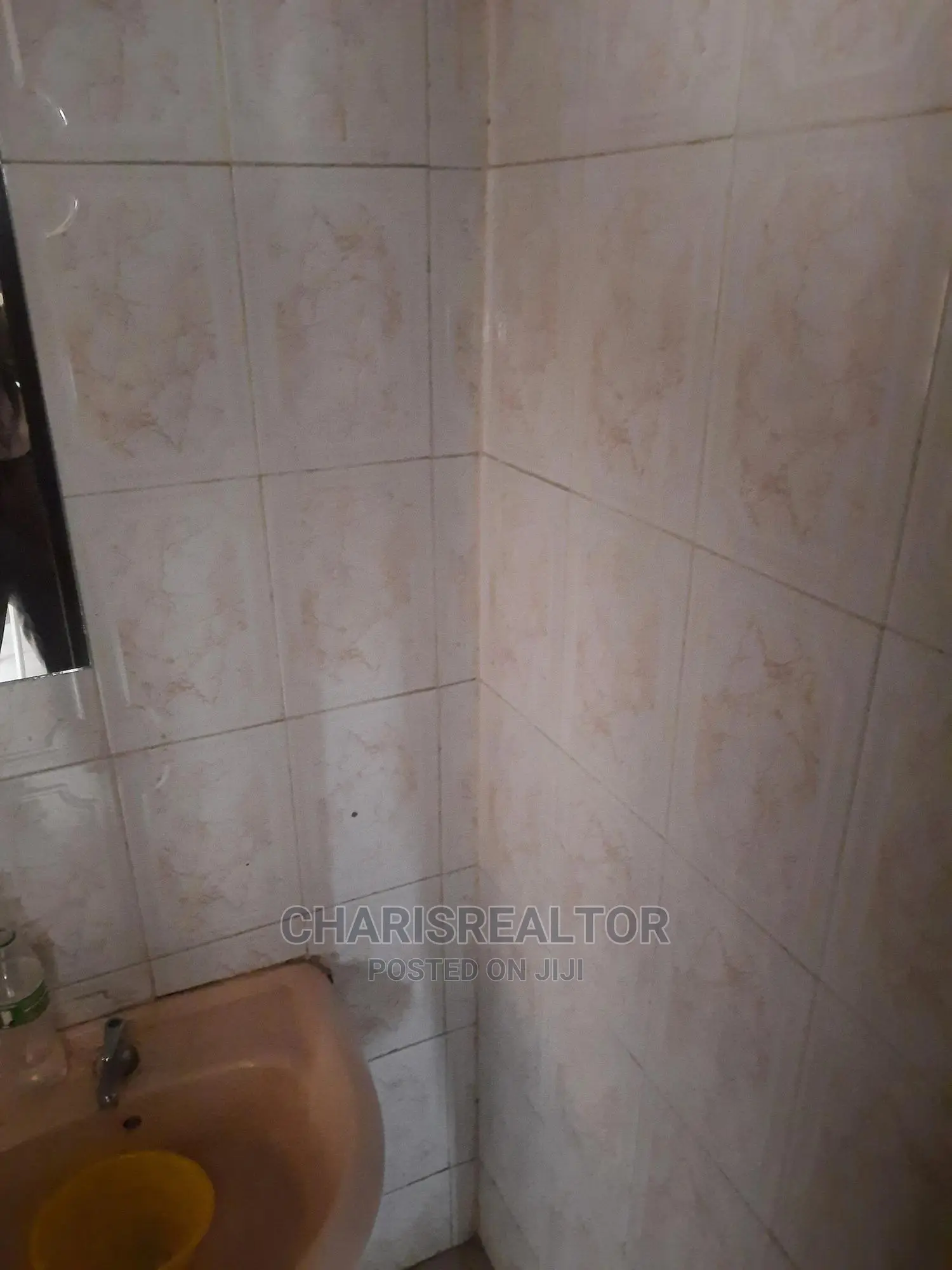 Furnished Selfcon Apartment in Old Bodija for Rent in Bodija