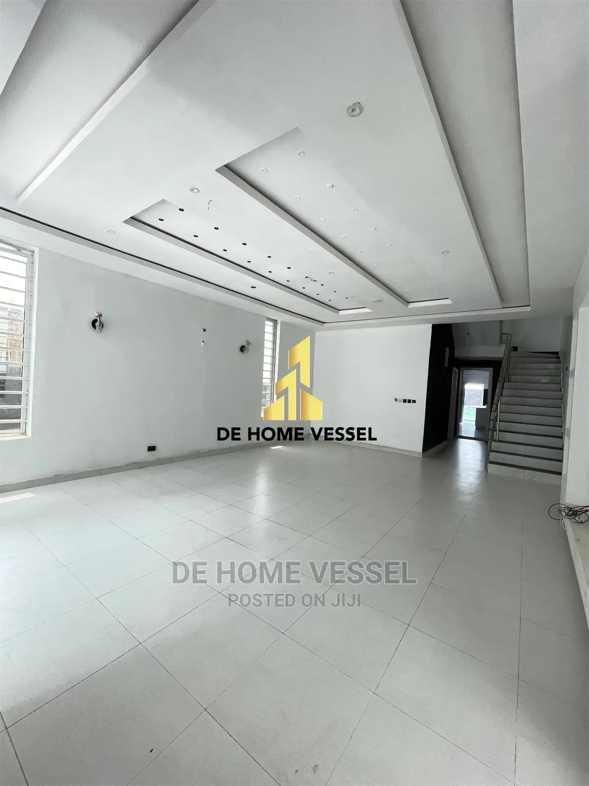 5bdrm Duplex in Ajah for Sale in Ajah