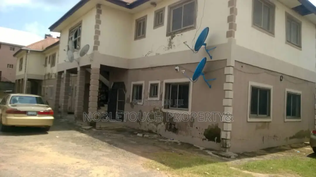2bdrm Block of Flats in Sabo Abuja for sale in Sabo Gida
