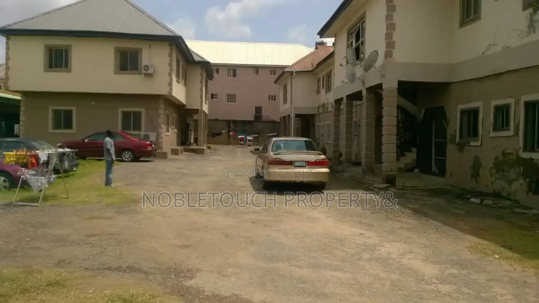 2bdrm Block of Flats in Sabo Abuja for sale in Sabo Gida