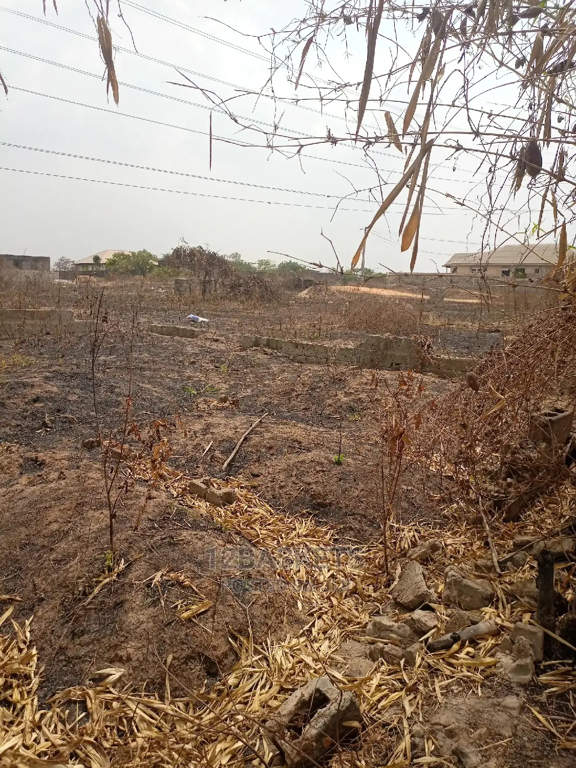 Dry Plot of Land at Gaun, Magboro. in Obafemi-Owode