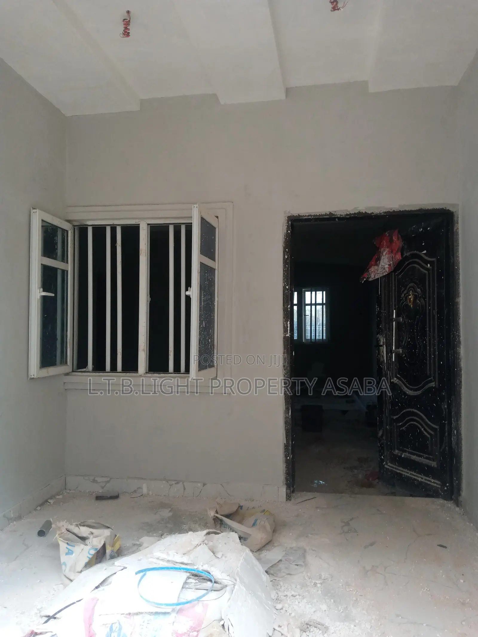 2bdrm Block of Flats in L. T. B Light, Oshimili South for rent in Oshimili South