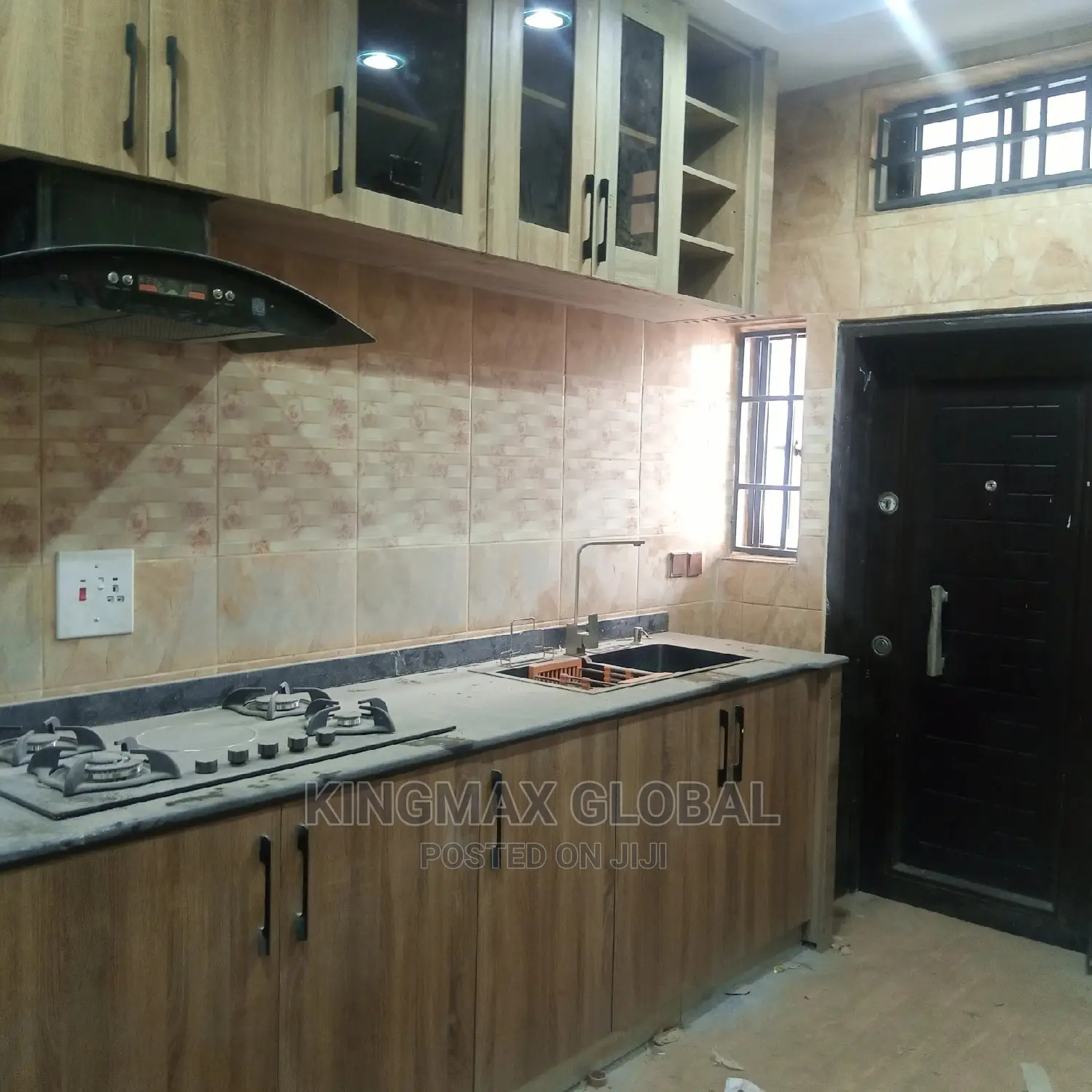 4bdrm Duplex in Life Camp for sale in Life Camp