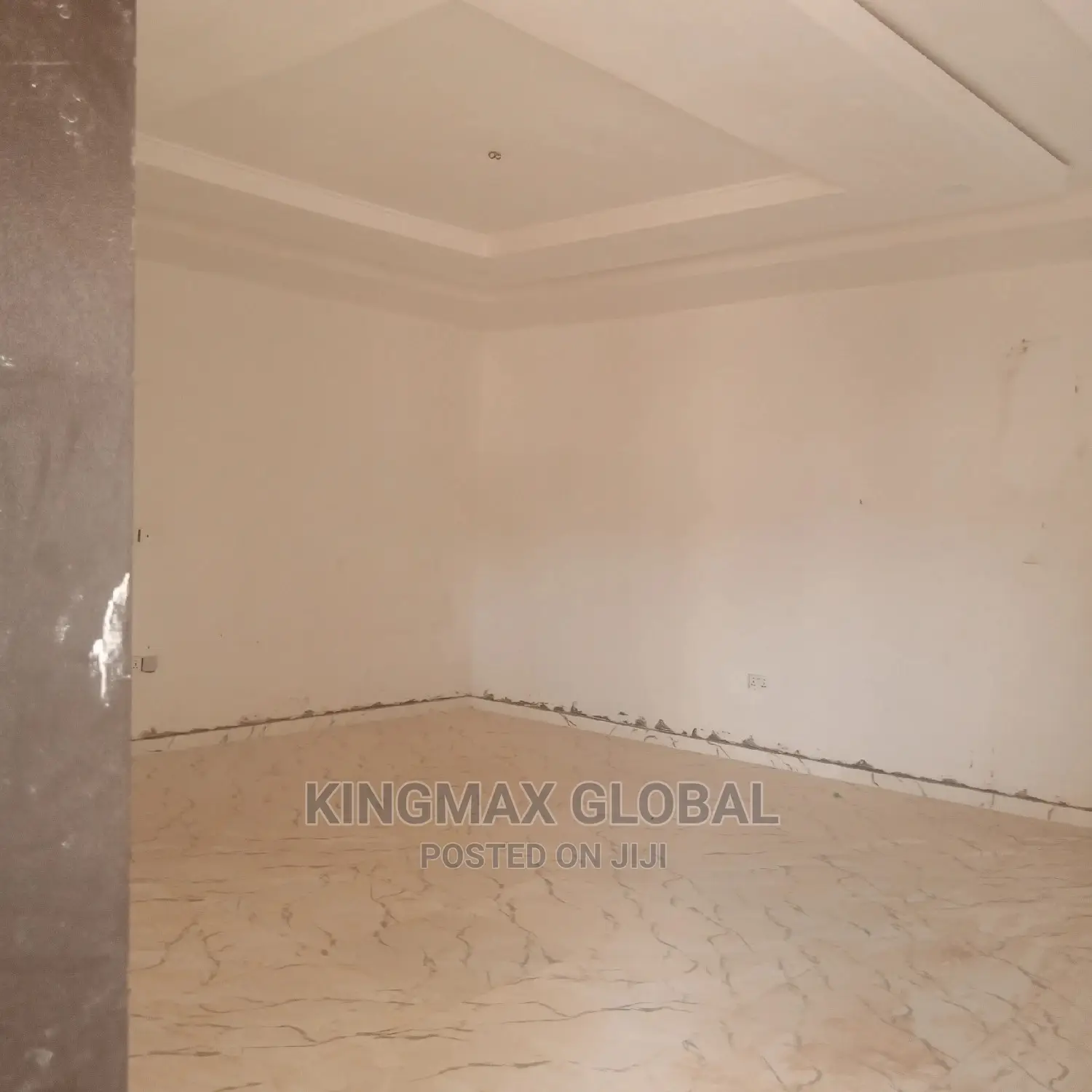 5bdrm Duplex in Life Camp for Sale in Life Camp