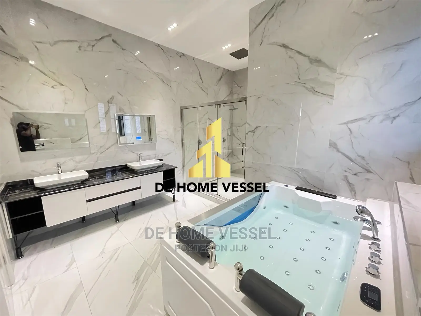 6bdrm Duplex in Osapa London for Sale in Osapa london