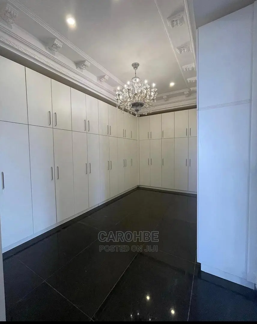 Furnished 10bdrm Duplex in Asokoro Extension for sale in Asokoro