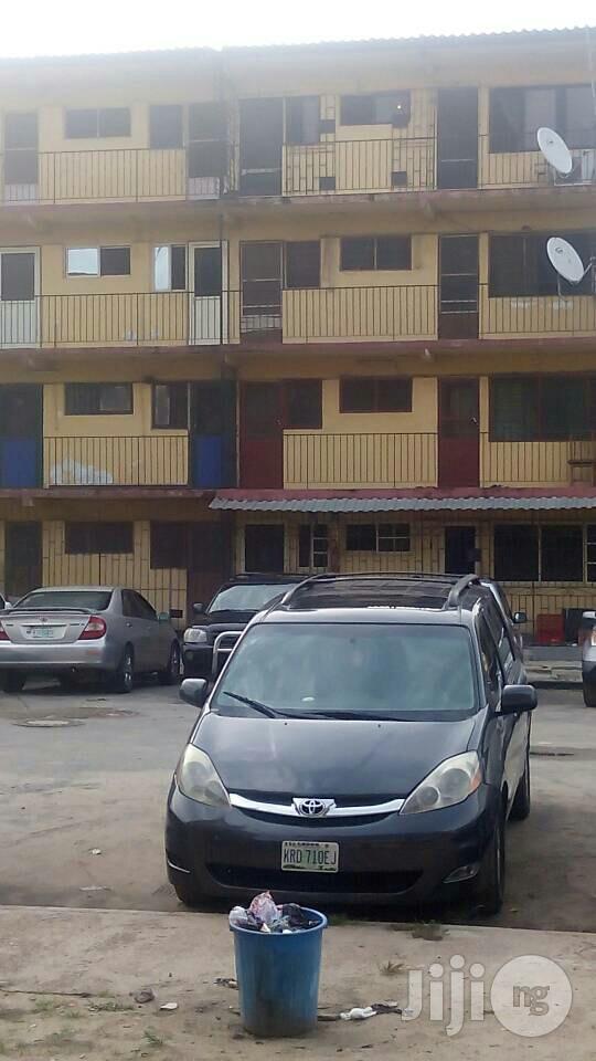 2bdrm Apartment in Amuwo-Odofin for sale in Amuwo-Odofin