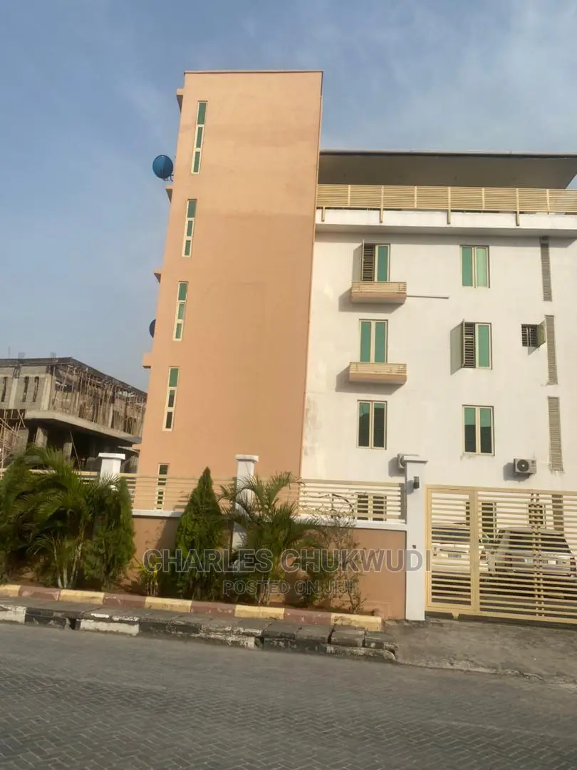 4bdrm Townhouse/Terrace in Lekki, Ibeju for Rent in Ibeju