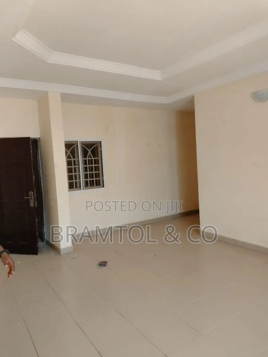 4bdrm Duplex in Lugbe District for rent in Lugbe District
