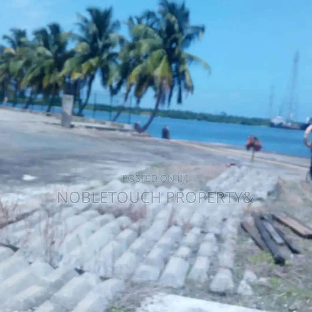 Jetty for Sale at Apapa Well Closeable in Kirikiri