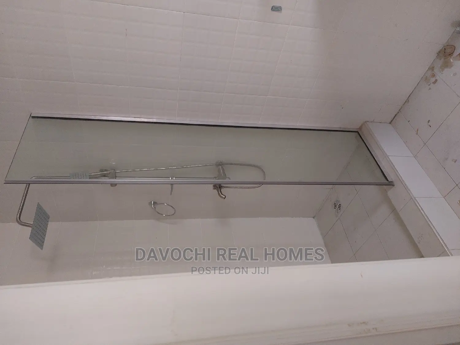 7bdrm Duplex in Lekky Country, Lekki Phase 2 for Sale in Lekki Phase 2