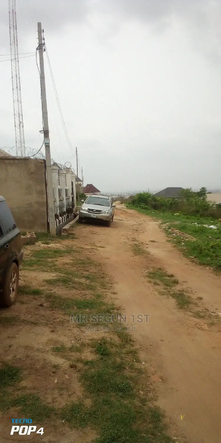 Plot Of Land in Akala Express