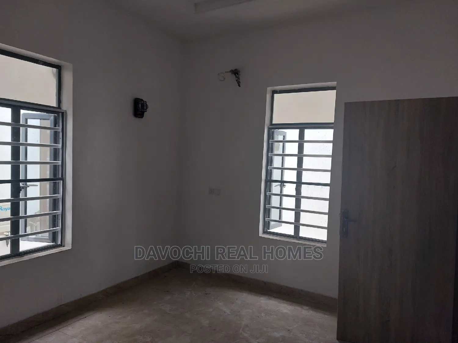 4bdrm Duplex in Lekky Country, Lekki Phase 2 for Sale in Lekki Phase 2